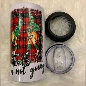 *that’s it I’m leaving!* who does not love Grinch🎄